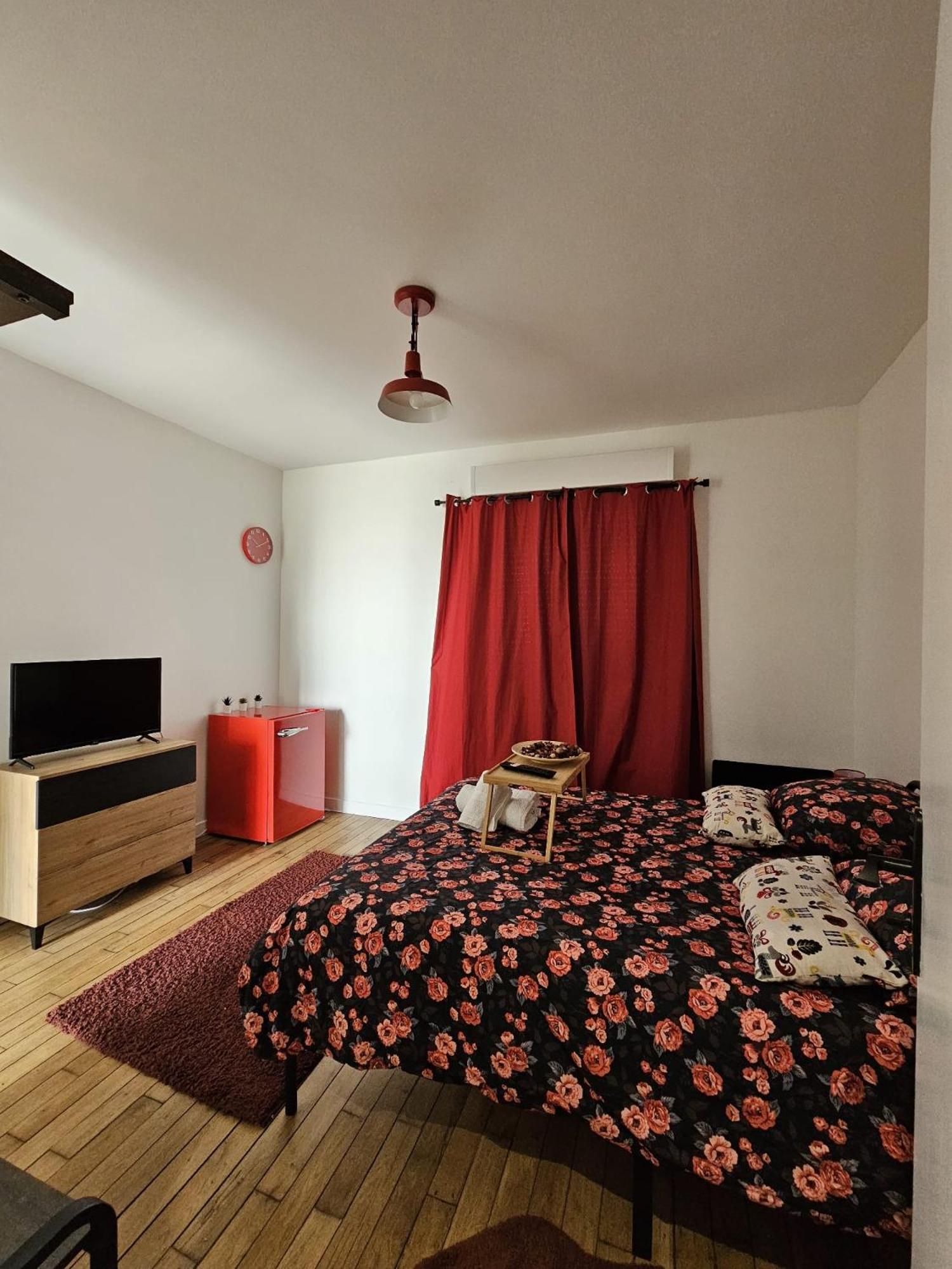 Chambre Proche De Stade De France Pierrefitte-sur-Seine Ngoại thất bức ảnh